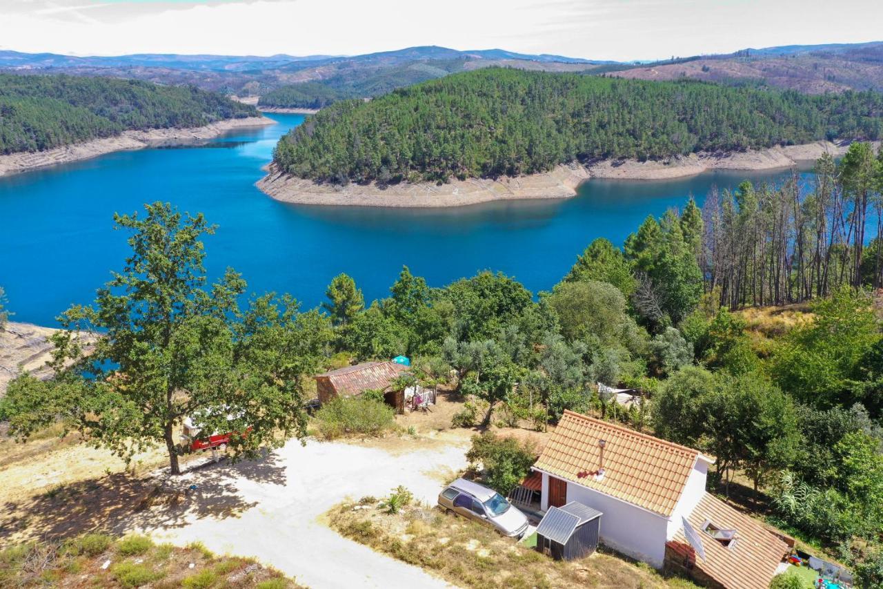 Rosa The Cosy Cabin - Gypsy Wagon - Shepherds Hut, River Views Off-Grid Eco Living Pedrogao Grande Zewnętrze zdjęcie